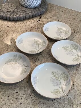 Wakefield by Edelstein Gold-Rim Fruit Dessert Bowls - Set of 5